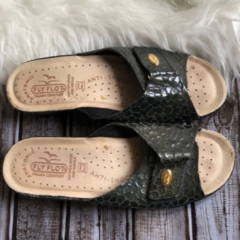 Fly Flot pebble or reptile look slip on comfort shoes 8